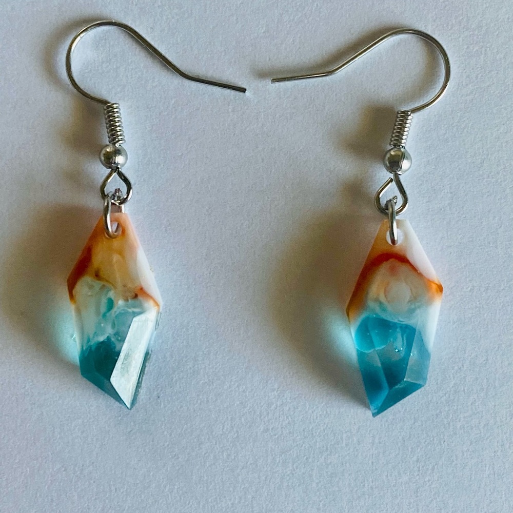 Red/orange, white and blue resin diamond earrings OPTION 1